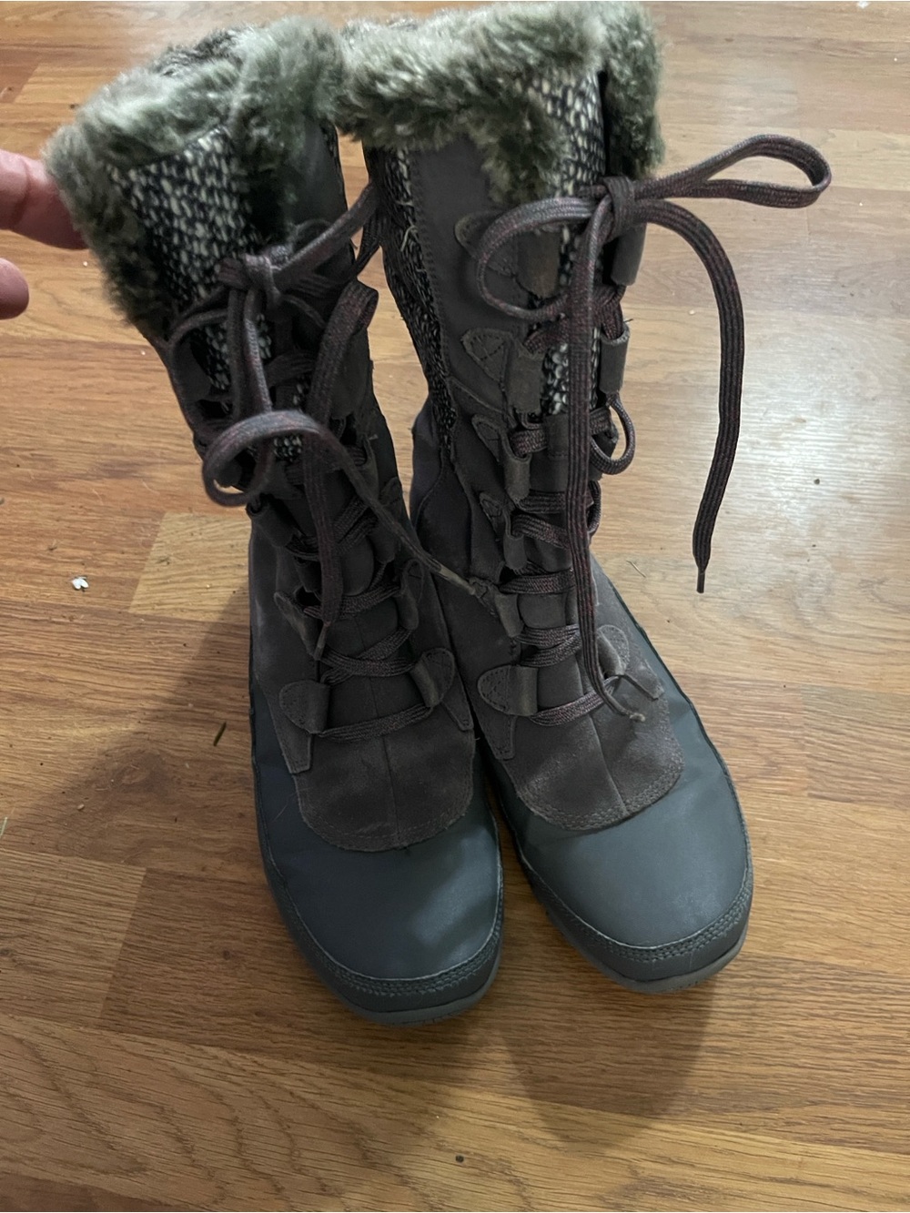 The North Face Women's Nuptse Purna grey winter boots Sz 9
